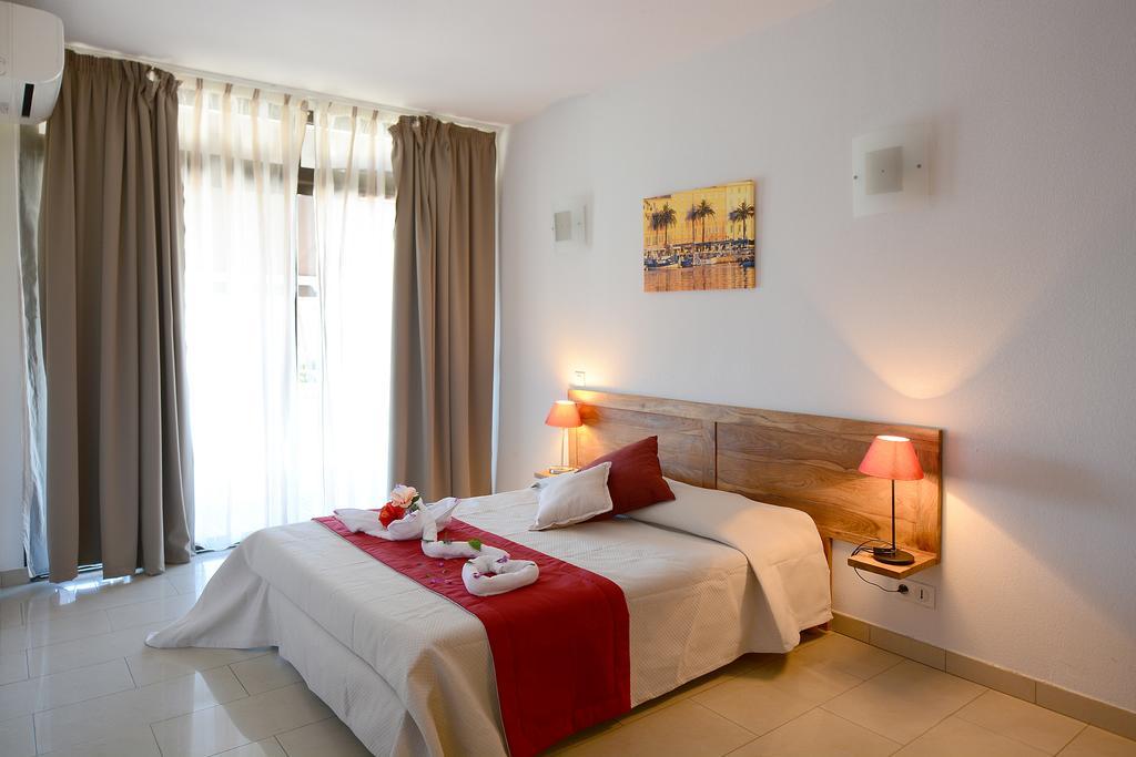 Residence Les Calanques Ajaccio (Corsica) Exterior foto
